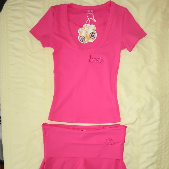 BODY BY RAVEN YOGA SET (PRETTY PINK)🩷 - Picture 4 of 7